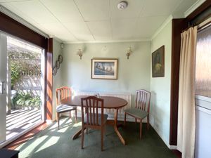 Photo 11- click for photo gallery